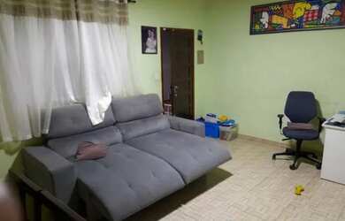 Imagem: A casa possui 2 Dormitórios, 1 Banheiro, 99m² de Área e