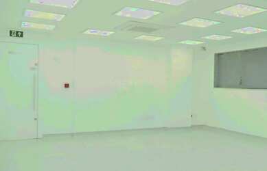 Imagem: O depósito para alugar possui 2 Vagas na garagem e 191m² de