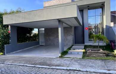 Imagem: A casa em condomínio possui 5 Dormitórios, 4 Banheiros, 2