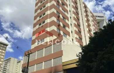 Imagem: O apartamento possui 1 Dormitório, 1 Banheiro, 1 Vaga na garagem