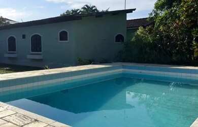 Imagem: A casa em condomínio possui 2 Dormitórios, 3 Banheiros, 3