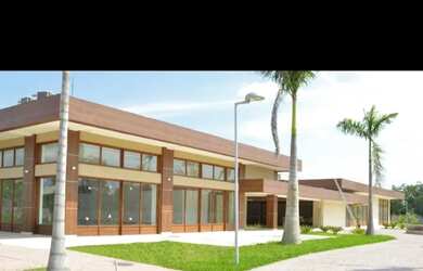 Imagem: O terreno possui 30m² de Área e está localizado em Campo