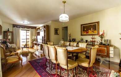 Imagem: O apartamento possui 3 Dormitórios, 1 Banheiro, 2 Vagas na