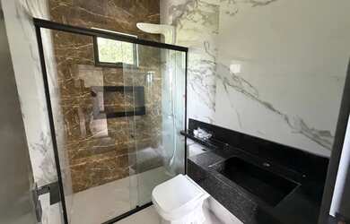 Imagem 4: Vivenda das Marinas - Casa Duplex com 3 suítes de construção climatizada...