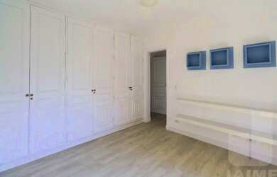 Imagem 15: Apartamento de 240 m² com luz natural, planta generosa e privacidade...