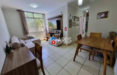 Imagem: O apartamento possui 3 Dormitórios, 1 Banheiro, 1 Vaga na garagem