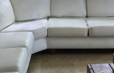 Imagem: A casa possui 4 Dormitórios, 5 Banheiros, 5 Vagas na garagem