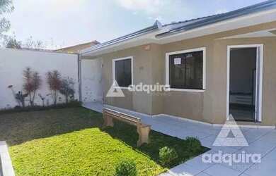 Imagem: A casa possui 4 Dormitórios, 3 Banheiros, 5 Vagas na garagem