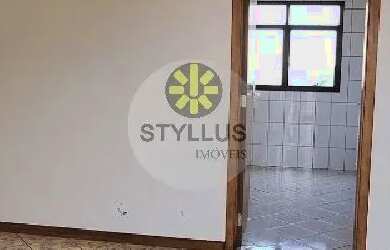 Imagem 4: Apartamento com 03 dormitórios, 01 suíte, sacada, 02 garagens cobertas,...