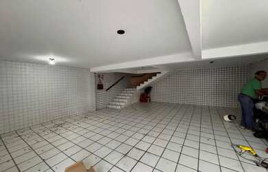 Imagem 3: Casa à Venda no Centro de Campina Grande