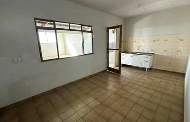 Imagem 9: Apartamento com 4 dormitórios para alugar, 200 m² por R$ 2.300/mês...