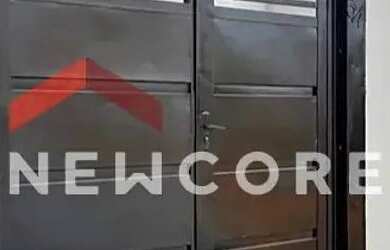 Imagem: A casa possui 1 Dormitório, 1 Banheiro, 1 Vaga na garagem