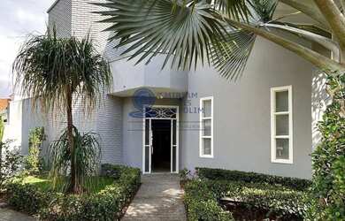 Imagem: A casa em condomínio possui 3 Dormitórios, 5 Banheiros, 4