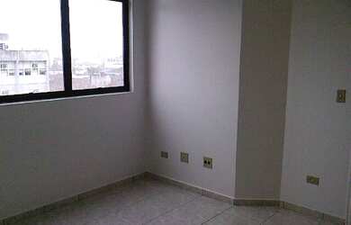 Imagem 4: Sala Comercial na Av. Ana Costa, Bairro Vila Mathias