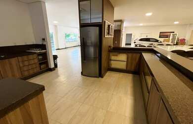 Imagem 12: Casa na beira do rio, raridade