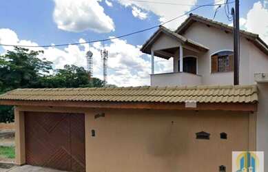 Imagem 1: Casa à Venda em Santana de Parnaíba / SP