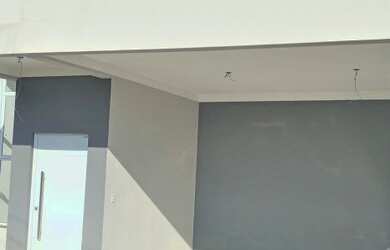 Imagem: A casa em condomínio possui 3 Dormitórios, 2 Banheiros, 4