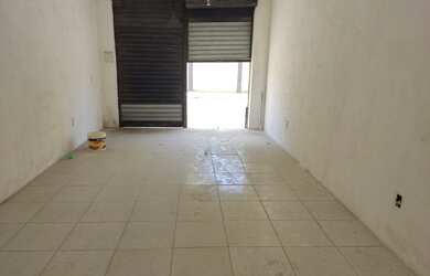 Imagem 4: Ponto, 40 m², aluguel por R$750/mês- Bairro Lagoa Redonda- Fortaleza-...