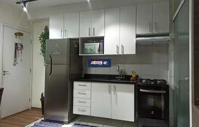 Imagem: O apartamento possui 2 Dormitórios, 1 Banheiro, 1 Vaga na garagem