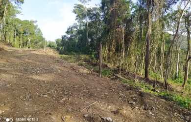 Imagem: O terreno possui 999m² de Área e está localizado em Jardim