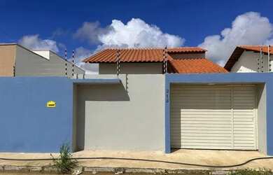 Imagem: A casa possui 3 Dormitórios, 1 Banheiro, 92m² de Área e