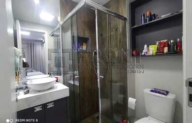 Imagem: O apartamento possui 3 Dormitórios, 2 Banheiros, 1 Vaga na