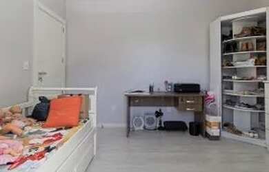 Imagem 14: CASA A VENDA. 80m² de Área, 4 Vagas na garageme5 Dormitórios