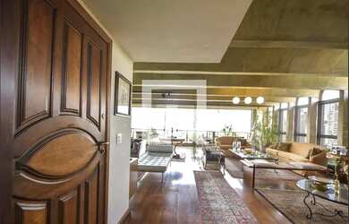 Imagem: O apartamento possui 5 Dormitórios, 4 Banheiros, 4 Vagas na