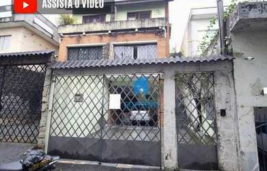 Imagem: A casa possui 3 Dormitórios, 3 Banheiros, 3 Vagas na garagem