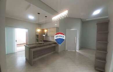 Imagem: A casa em condomínio possui 3 Dormitórios, 2 Banheiros, 2