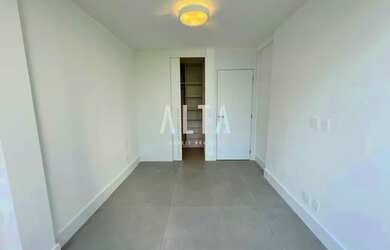 Imagem 7: ALTA Imóveis Boutique vende ou aluga Cobertura com reforma atual e cheiro...