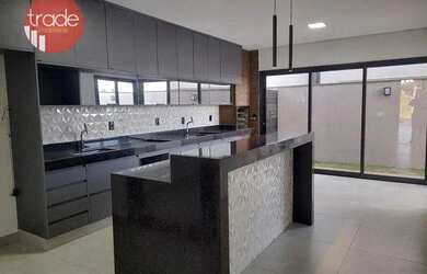 Imagem: A casa em condomínio possui 3 Dormitórios, 4 Banheiros, 4