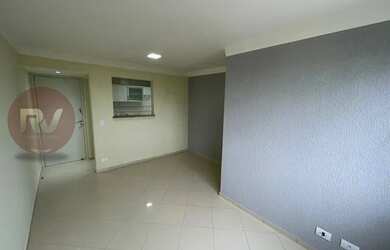 Imagem: O apartamento possui 3 Dormitórios, 1 Banheiro, 1 Vaga na garagem