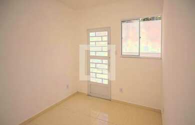 Imagem: A casa possui 1 Dormitório, 1 Banheiro, 45m² de Área e está