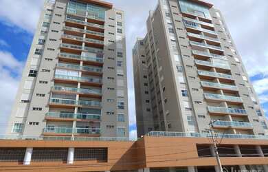 Imagem: O apartamento possui 3 Dormitórios, 3 Banheiros, 4 Vagas na