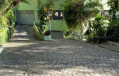 Imagem: O apartamento possui 2 Dormitórios, 3 Banheiros, 1 Vaga na