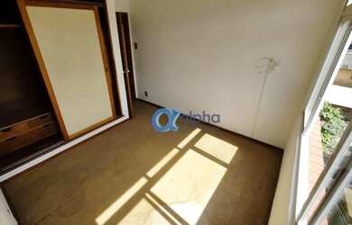 Imagem 8: Apartamento- Petrópolis, Duchas