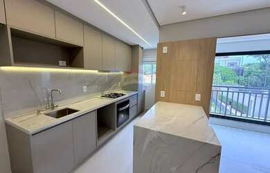 Imagem: O apartamento possui 1 Dormitório, 1 Banheiro, 1 Vaga na garagem