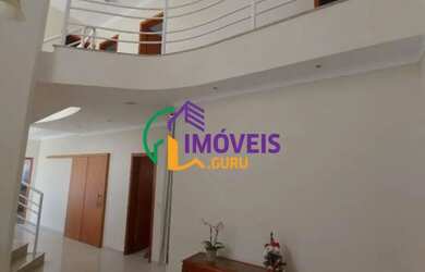 Imagem: A casa em condomínio à venda possui 3 Dormitórios, 3 Banheiros