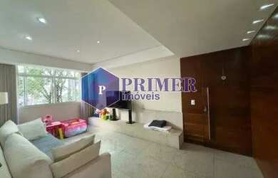 Imagem: O apartamento possui 4 Dormitórios, 2 Banheiros, 2 Vagas na