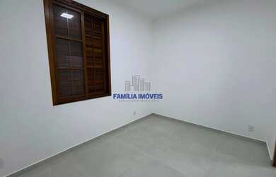 Imagem 10: Casa reformada para alugar com 3 dormitórios no Embaré Santos SP