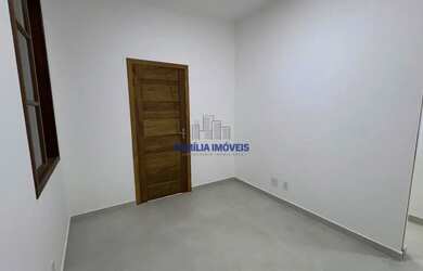 Imagem 12: Casa reformada para alugar com 3 dormitórios no Embaré Santos SP