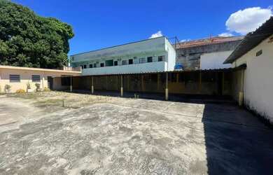 Imagem 6: Imóvel para aluguel tem 840 metros quadrados em Irajá - Rio de Janeiro...