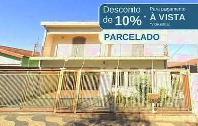 Imagem: A casa possui 2 Dormitórios, 2 Banheiros, 347m² de Área e