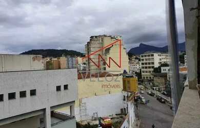 Imagem: A kitnet possui 1 Banheiro e 32m² de Área e está localizado