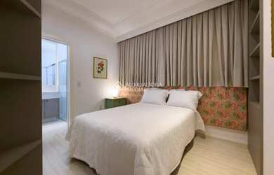 Imagem: O apartamento possui 4 Dormitórios, 5 Banheiros, 3 Vagas na