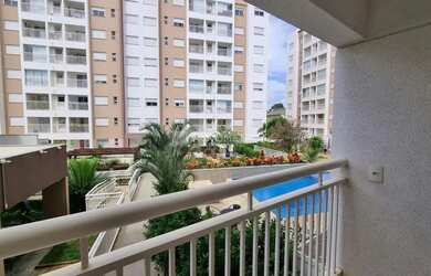 Imagem: O apartamento possui 2 Dormitórios, 1 Banheiro, 1 Vaga na garagem