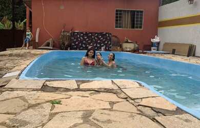 Imagem: A casa à venda possui 4 Dormitórios, 2 Banheiros, 2 Vagas