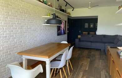 Imagem: O apartamento possui 3 Dormitórios, 3 Banheiros, 2 Vagas na