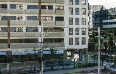 Imagem: O depósito possui 5 Vagas na garagem, 486m² de Área e está